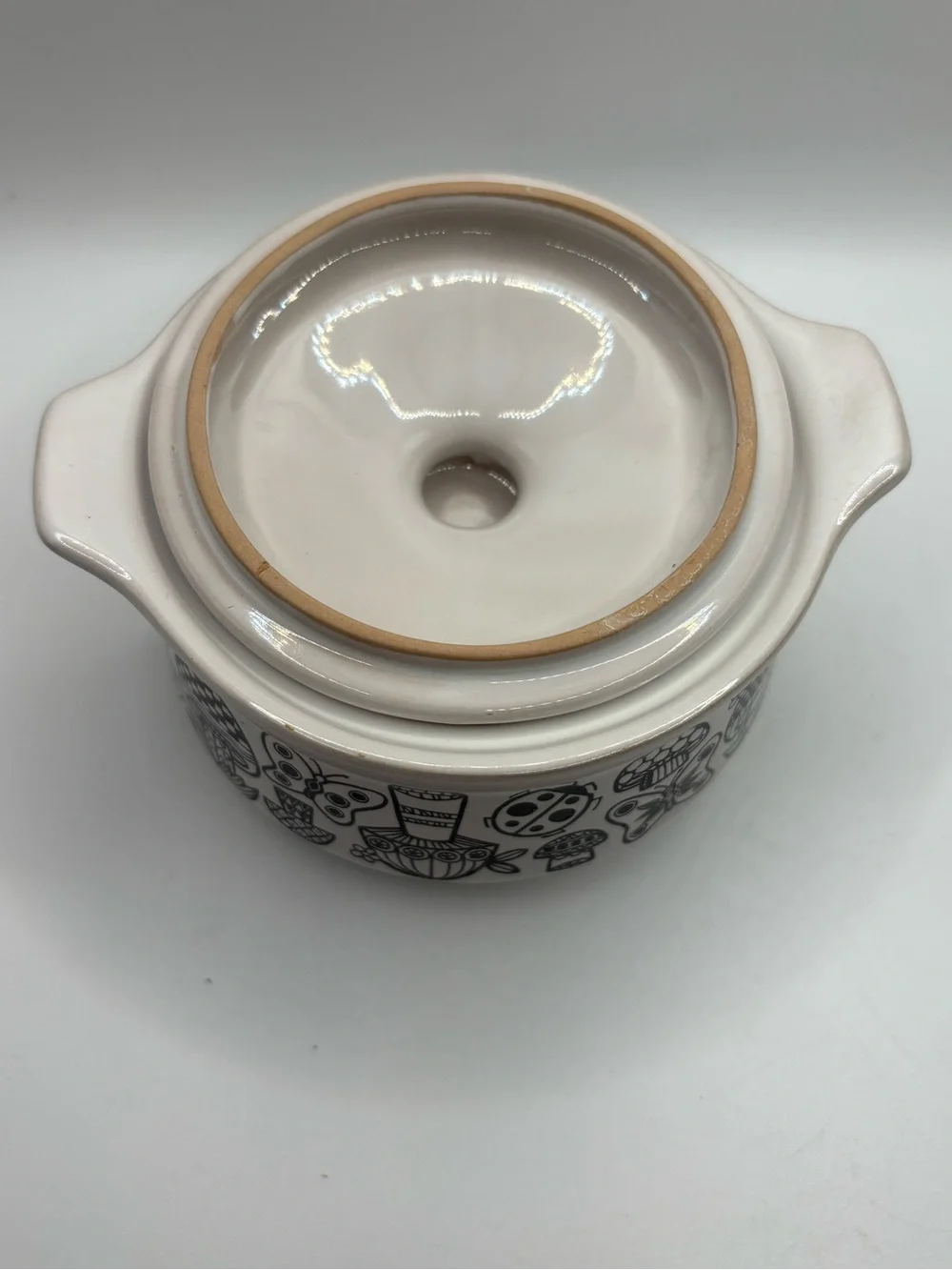 Ceramic Lidded Casserole with Black Nature Motif - White